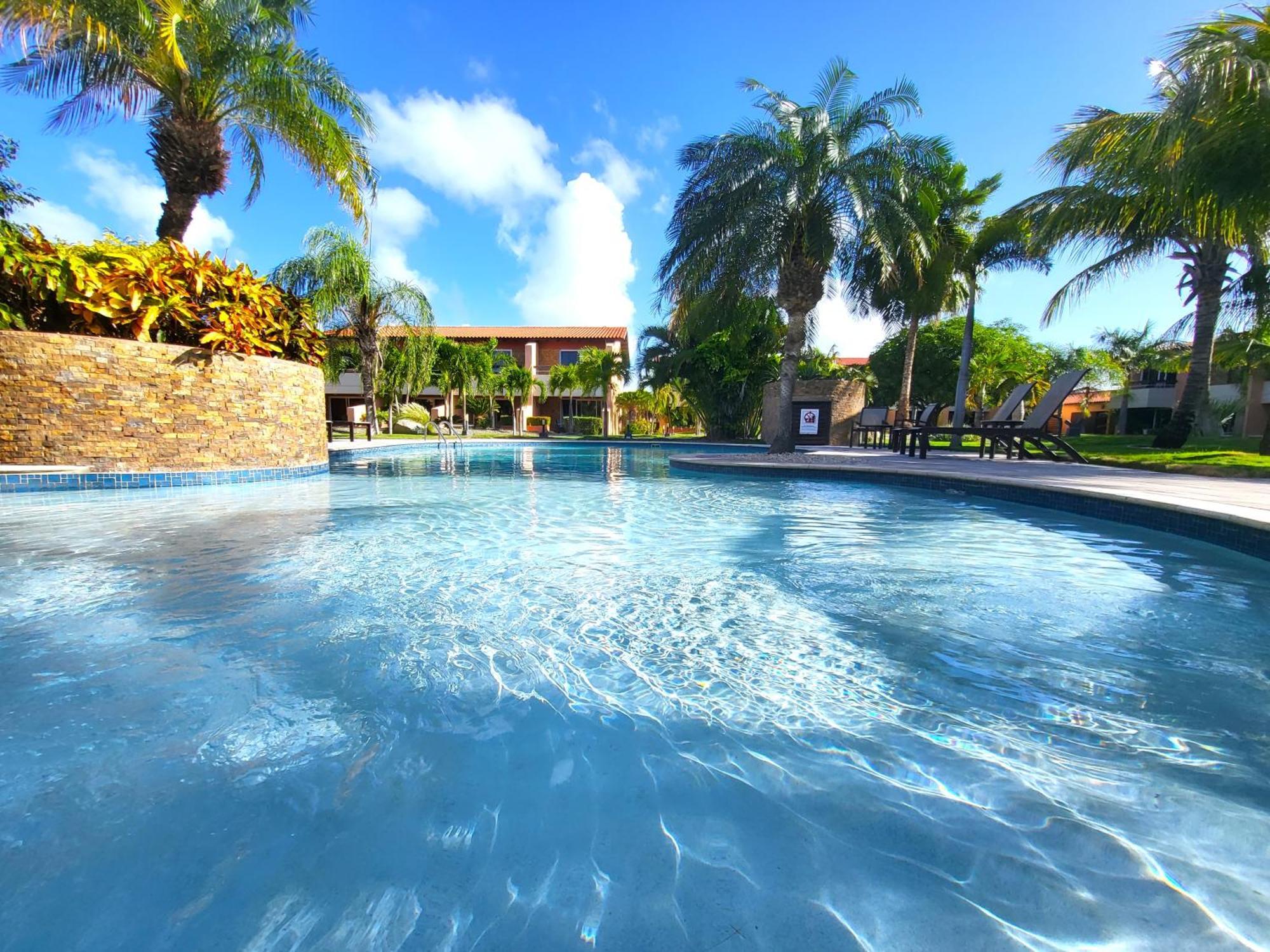 Eagle Beach Luxury House, Walking Distance To The Beach Palm Beach Ngoại thất bức ảnh
